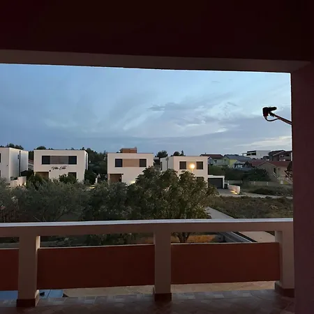Tamaris Near The - Ta Leut Agency Vir